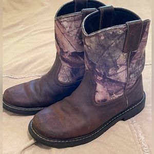 Ariat boys western boots